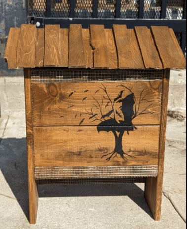 Caja comercial de baja calidad